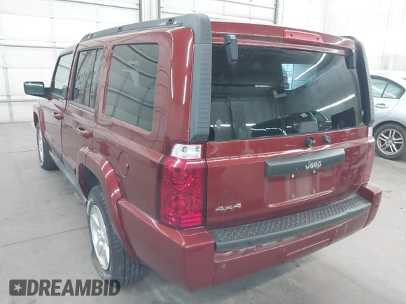 2007 Jeep Commander Sport with VIN 1J8HG48K97C518217, listed as a IAAI auction lot 42124862 with 198,371 mi miles. Bid and sale history available at carsss.com. Image 3.
