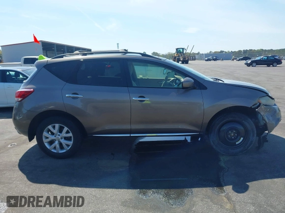 2013 Nissan Murano LE with VIN JN8AZ1MU2DW208076, listed as a IAAI auction lot 41911212 with 127,994 mi miles and . Bid and sale history available at DreamBid. Image 13.