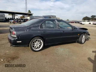 1994 Honda Accord LX with VIN 1HGCD5638RA190882, listed as a Copart auction lot 78066224 with 211,919 mi miles and Salvage Title. Bid and sale history available at carsss.com. Image 3.