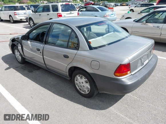 1997 Saturn SL z VIN 1G8ZH5285VZ117635, wystawiony jako IAAI lot #42153929 z przebiegiem 193 224 mil mil oraz . Historia ofert i sprzedaży dostępna na DreamBid. Obrazek 3.