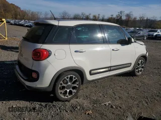 2014 FIAT 500L Trekking with VIN ZFBCFADH3EZ010853, listed as a Copart auction lot 78305134 with 112,381 mi miles and Salvage Title. Bid and sale history available at carsss.com. Image 3.