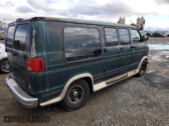 2000 Dodge Cargo Conversion z VIN 2B6HB11Y4YK164678, wystawiony jako Copart lot #49082245 z przebiegiem 211 647 mil mil oraz Szkoda całkowita • Salvage title. Historia ofert i sprzedaży dostępna na DreamBid. Obrazek 3.