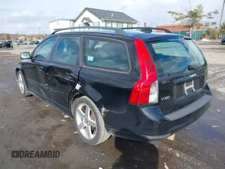 2008 Volvo V50 2.4L with VIN YV1MW382782377300, listed as a IAAI auction lot 41347028 with 157,982 mi miles. Bid and sale history available at carsss.com. Image 3.