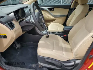 2012 Hyundai Elantra GLS z VIN KMHDH4AE2CU264809, wystawiony jako Copart lot #58392915 z przebiegiem 181 085 mil mil oraz Czysty tytuł • Clean title. Historia ofert i sprzedaży dostępna na DreamBid. Obrazek 7.