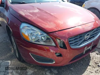 2013 Volvo S60 T5 Premier with VIN YV1612FS7D2210322, listed as a IAAI auction lot 42506708 with 268,266 mi miles and . Bid and sale history available at DreamBid. Image 15.