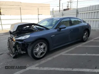 2011 Porsche Panamera S with VIN WP0AB2A71BL062899, listed as a Copart auction lot 43583495 with 160,912 mi miles and Salvage Title. Bid and sale history available at DreamBid. Image 1.
