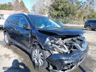 2014 Nissan Rogue SL with VIN 5N1AT2MT8EC868471, listed as a IAAI auction lot 41282346 with 121,507 mi miles. Bid and sale history available at carsss.com. Image 1.
