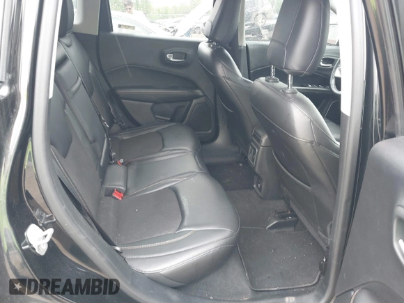 2018 Jeep Compass Altitude z VIN 3C4NJDBBXJT199927, wystawiony jako IAAI lot #42182460 z przebiegiem 93 535 mil mil oraz . Historia ofert i sprzedaży dostępna na DreamBid. Obrazek 8.
