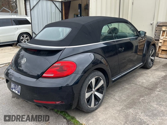 2014 Volkswagen Beetle with VIN 3VW7S7AT3EM800609, listed as a Copart auction lot 81752234 with Not Provided miles and Clean Title. Bid and sale history available at DreamBid. Image 4.