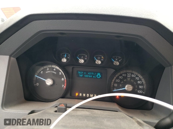 2015 Ford F-250 XLT z VIN 1FT7X2A67FED29332, wystawiony jako Copart lot #42584455 z przebiegiem 108 164 mil mil oraz Szkoda całkowita • Salvage title. Historia ofert i sprzedaży dostępna na DreamBid. Obrazek 9.