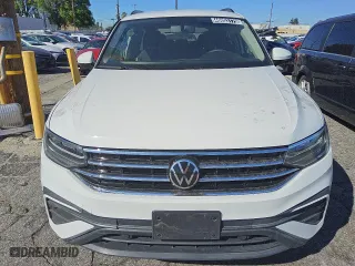 2022 Volkswagen Tiguan S with VIN 3VV1B7AXXNM071828, listed as a Copart auction lot 46053175 with 29,875 mi miles and Clean Title. Bid and sale history available at carsss.com. Image 5.