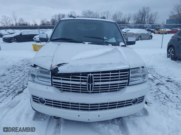 2012 Lincoln Navigator L with VIN 5LMJJ3J59CEL07440, listed as a IAAI auction lot 41257032 with 100,073 mi miles. Bid and sale history available at carsss.com. Image 12.