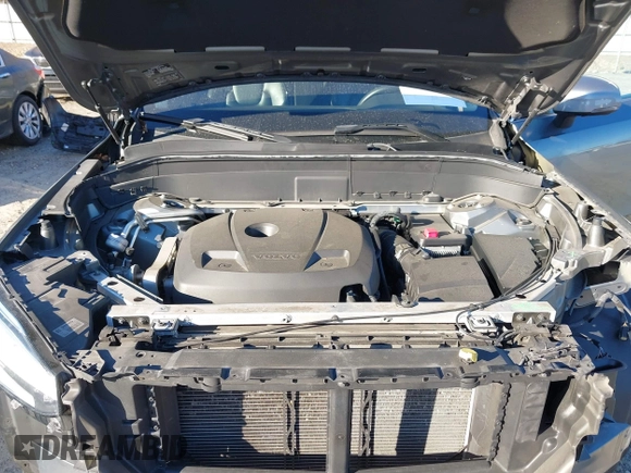 2017 Volvo XC90 Momentum with VIN YV4A22PK7H1172370, listed as a IAAI auction lot 41835935 with 103,577 mi miles. Bid and sale history available at carsss.com. Image 10.