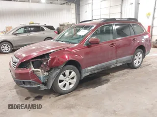 2011 Subaru Outback Premium z VIN 4S4BRBCC3B3337811, wystawiony jako IAAI lot #40992134 z przebiegiem 169 123 mil mil oraz . Historia ofert i sprzedaży dostępna na DreamBid. Obrazek 2.