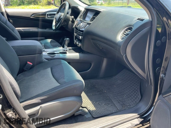 2017 Nissan Pathfinder SV z VIN 5N1DR2MN7HC694474, wystawiony jako Copart lot #59940715 z przebiegiem 136 706 mil mil oraz Czysty tytuł • Clean title. Historia ofert i sprzedaży dostępna na DreamBid. Obrazek 5.