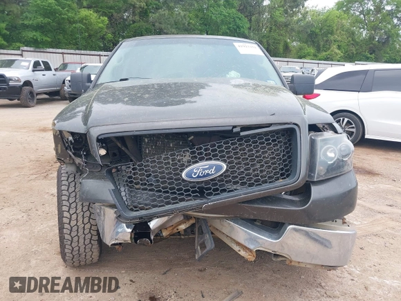 2005 Ford F-150 XLT z VIN 1FTRW12W35FB34549, wystawiony jako IAAI lot #41923359 z przebiegiem 286 494 mil mil oraz . Historia ofert i sprzedaży dostępna na DreamBid. Obrazek 6.