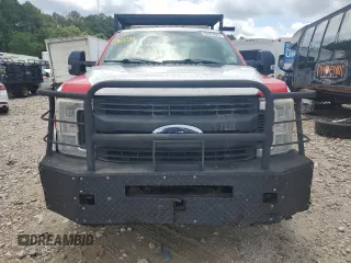 2017 Ford F-250 XLT with VIN 1FTBF2BT4HEE94906, listed as a Copart auction lot 60002685 with 297,339 mi miles and Clean title. Bid and sale history available at DreamBid. Image 5.