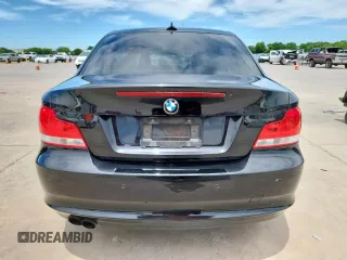 2012 BMW 1 Series 128i z VIN WBAUP7C56CVP22820, wystawiony jako Copart lot #56007435 z przebiegiem 75 161 mil mil oraz Czysty tytuł • Clean title. Historia ofert i sprzedaży dostępna na DreamBid. Obrazek 6.