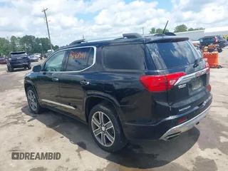 2017 GMC Acadia Denali z VIN 1GKKNXLS5HZ142811, wystawiony jako IAAI lot #42401541 z przebiegiem 72 868 mil mil oraz . Historia ofert i sprzedaży dostępna na DreamBid. Obrazek 3.