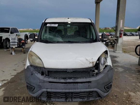 2017 Ram ProMaster City Cargo Tradesman with VIN ZFBERFAB5H6D29435, listed as a Copart auction lot 61988835 with 207,755 mi miles and Salvage title. Bid and sale history available at DreamBid. Image 5.