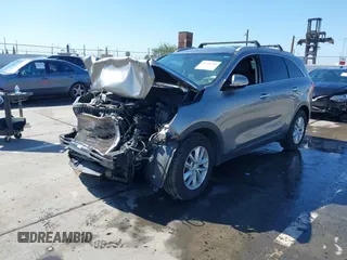 2018 Kia Sorento LX V6 with VIN 5XYPGDA57JG344609, listed as a IAAI auction lot 41626989 with 1 mi miles. Bid and sale history available at carsss.com. Image 17.