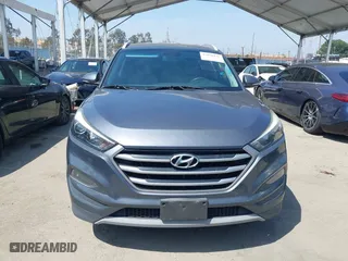 2017 Hyundai Tucson Value with VIN KM8J33A26HU385271, listed as a IAAI auction lot 42090148 with 95,170 mi miles. Bid and sale history available at carsss.com. Image 12.