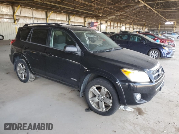 2010 Toyota RAV4 Sport z VIN 2T3RF4DV2AW028639, wystawiony jako Copart lot #63523175 z przebiegiem 144 703 mil mil oraz Czysty tytuł • Clean title. Historia ofert i sprzedaży dostępna na DreamBid. Obrazek 4.