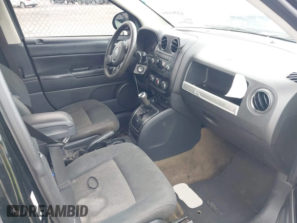 2017 Jeep Compass Sport SE with VIN 1C4NJCBA3HD146648, listed as a IAAI auction lot 42293004 with 161,896 mi miles and . Bid and sale history available at DreamBid. Image 5.