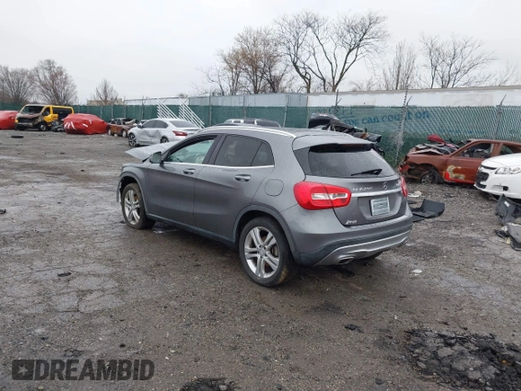 2016 Mercedes-Benz GLA 250 z VIN WDCTG4GB3GJ200747, wystawiony jako IAAI lot #41858135 z przebiegiem 102 810 mil mil oraz . Historia ofert i sprzedaży dostępna na DreamBid. Obrazek 3.