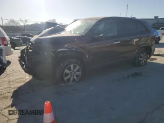 2012 Kia Sorento LX z VIN 5XYKT4A10CG236497, wystawiony jako Copart lot #48950925 z przebiegiem 191 794 mil mil oraz Czysty tytuł • Clean title. Historia ofert i sprzedaży dostępna na DreamBid. Obrazek 1.