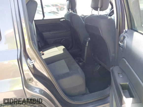 2015 Jeep Patriot Latitude with VIN 1C4NJPFB4FD185546, listed as a IAAI auction lot 42056820 with Not Provided miles and . Bid and sale history available at DreamBid. Image 8.