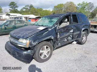 2005 Chevrolet TrailBlazer LS with VIN 1GNDS13S252120805, listed as a IAAI auction lot 41947103 with 1 mi miles. Bid and sale history available at carsss.com. Image 16.