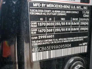 2009 Mercedes-Benz R 3.5L with VIN 4JGCB65E99A095904, listed as a Copart auction lot 54582555 with 212,274 mi miles and Salvage Title. Bid and sale history available at DreamBid. Image 13.