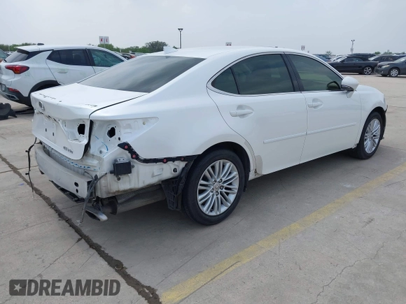 2016 Lexus ES with VIN JTHBK1GGXG2242903, listed as a IAAI auction lot 41911044 with 84,278 mi miles. Bid and sale history available at carsss.com. Image 4.