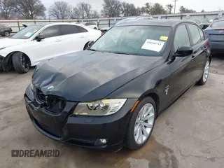 2011 BMW 3 Series 328i xDrive with VIN WBAPK5G50BNN24565, listed as a IAAI auction lot 41696511 with 112,008 mi miles. Bid and sale history available at carsss.com. Image 21.