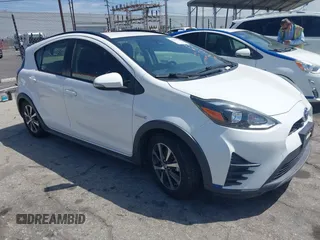2018 Toyota Prius One with VIN JTDKDTB33J1613019, listed as a IAAI auction lot 42063768 with 59,143 mi miles and . Bid and sale history available at DreamBid. Image 1.