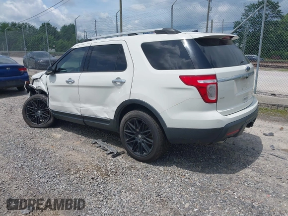 2011 Ford Explorer XLT z VIN 1FMHK8D88BGA73716, wystawiony jako IAAI lot #42509225 z przebiegiem 222 234 mil mil oraz . Historia ofert i sprzedaży dostępna na DreamBid. Obrazek 3.