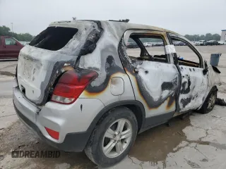 2020 Chevrolet Trax LT z VIN 3GNCJLSB5LL245059, wystawiony jako Copart lot #59633075 z przebiegiem Nie podano mil oraz Nie do naprawy • Non repairable. Historia ofert i sprzedaży dostępna na DreamBid. Obrazek 3.