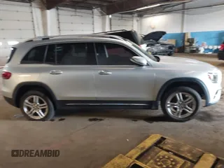 2020 Mercedes-Benz GLB 250 z VIN W1N4M4HB8LW049749, wystawiony jako IAAI lot #42284730 z przebiegiem Nie podano mil oraz . Historia ofert i sprzedaży dostępna na DreamBid. Obrazek 12.