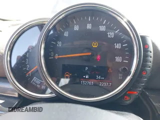 2016 MINI Clubman z VIN WMWLN5C57G2E29251, wystawiony jako IAAI lot #41878076 z przebiegiem 132 763 mil mil oraz . Historia ofert i sprzedaży dostępna na DreamBid. Obrazek 7.
