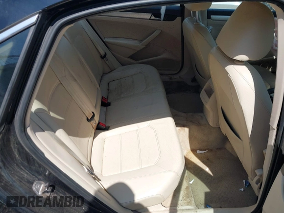 2012 Volkswagen Passat SE z VIN 1VWBH7A37CC065205, wystawiony jako IAAI lot #41977813 z przebiegiem Nie podano mil oraz . Historia ofert i sprzedaży dostępna na DreamBid. Obrazek 8.