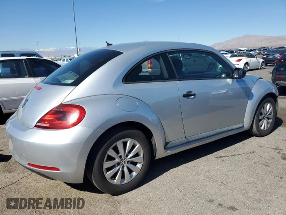 2014 Volkswagen Beetle Entry с VIN 3VWF17AT6EM642555, выставлен на аукционе Copart как лот 46953805 с пробегом 95 153 миль миль и Списание • Salvage title. История ставок и продаж доступна на DreamBid. Изображение 3.