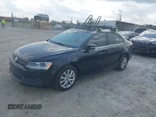 2013 Volkswagen Jetta SE with VIN 3VWDX7AJ9DM308054, listed as a IAAI auction lot 41726950 with 219,711 mi miles and . Bid and sale history available at DreamBid. Image 2.
