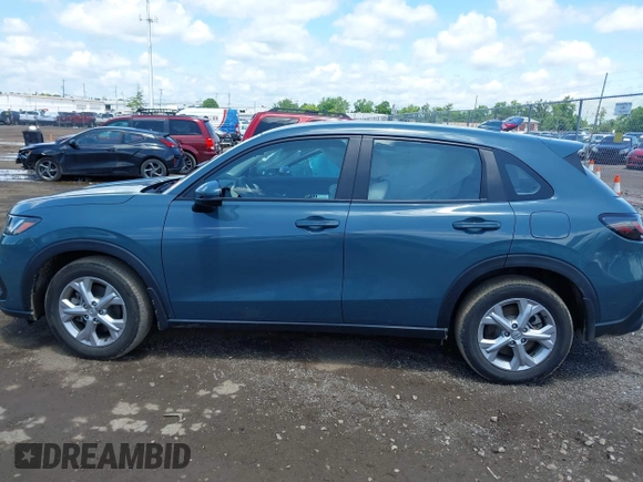 2023 Honda HR-V LX with VIN 3CZRZ2H31PM726863, listed as a IAAI auction lot 42551517 with 28,077 mi miles and . Bid and sale history available at DreamBid. Image 14.