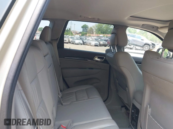 2011 Jeep Grand Cherokee Laredo with VIN 1J4RR4GG0BC713919, listed as a IAAI auction lot 42425229 with 139,379 mi miles and . Bid and sale history available at DreamBid. Image 8.