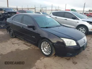 2007 Mercury Milan Premier with VIN 3MEHM08Z57R653801, listed as a IAAI auction lot 41253697 with 178,064 mi miles. Bid and sale history available at carsss.com. Image 1.