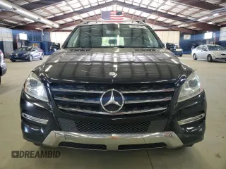 2012 Mercedes-Benz M ML 350 with VIN 4JGDA5HB5CA024077, listed as a Copart auction lot 55298135 with 188,957 mi miles and Clean Title. Bid and sale history available at carsss.com. Image 5.