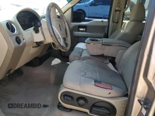 2006 Ford F-150 XLT с VIN 1FTPW12V66KD57661, выставлен на аукционе Copart как лот 57530335 с пробегом 209 592 миль миль и Списание • Salvage title. История ставок и продаж доступна на DreamBid. Изображение 7.