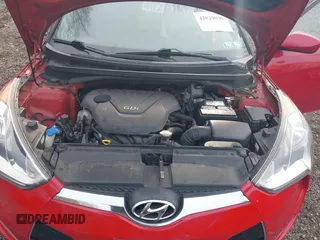 2012 Hyundai Veloster w/Black Int z VIN KMHTC6AD4CU072868, wystawiony jako IAAI lot #42029030 z przebiegiem 112 817 mil mil oraz . Historia ofert i sprzedaży dostępna na DreamBid. Obrazek 10.