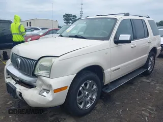 2008 Mercury Mountaineer Premier with VIN 4M2EU48898UJ01323, listed as a IAAI auction lot 39442831 with 156,293 mi miles. Bid and sale history available at carsss.com. Image 2.